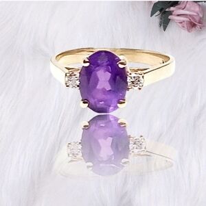 Solid 14K Yellow Gold Amethyst and Diamonds Ring